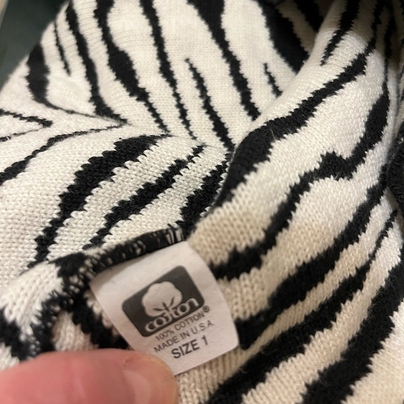 Joan Vaas Women's Zebra Stripe Cotton sweater jacket size M - Picture 6 of 7